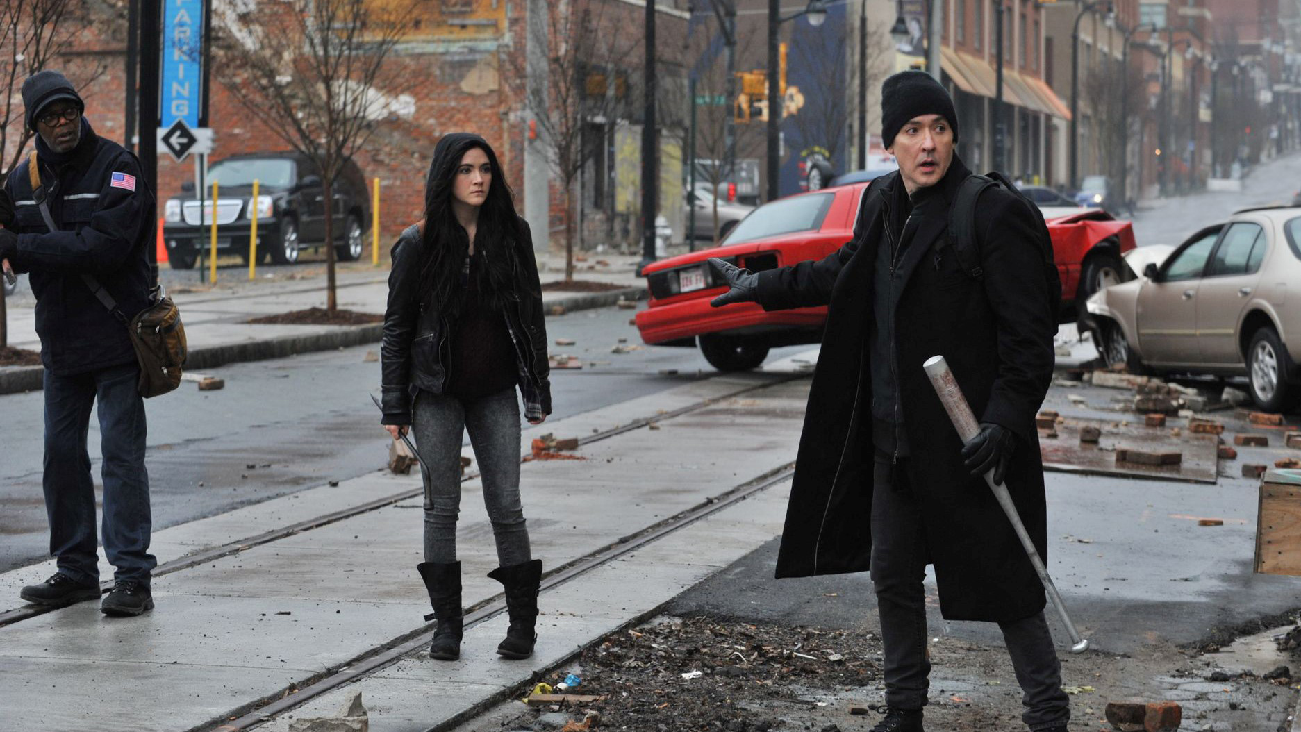 Cell: il primo trailer del film tratto dal romanzo di Stephen King con John Cusack e Samuel L. Jackson