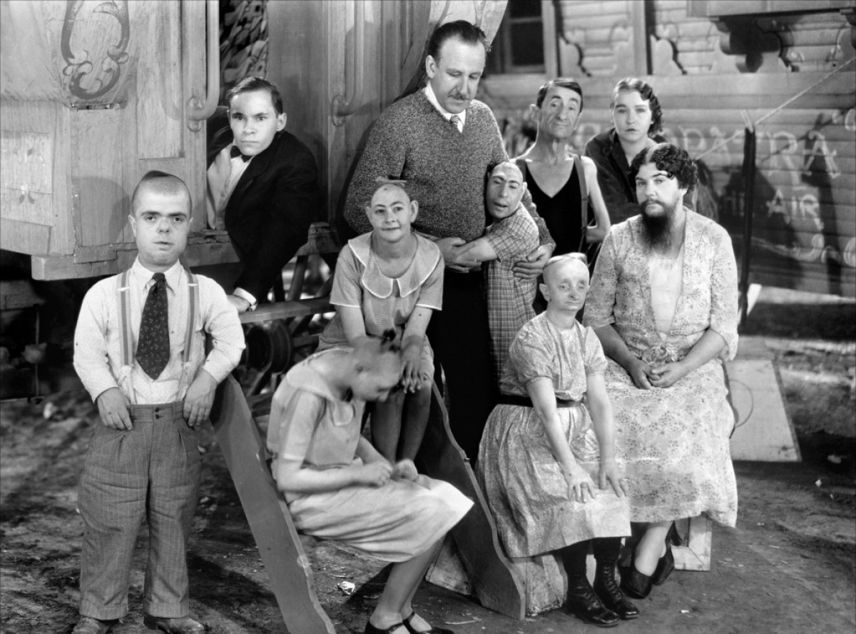 Gobble, Gobble, one of us! Torna in sala Freaks di Tod Browning
