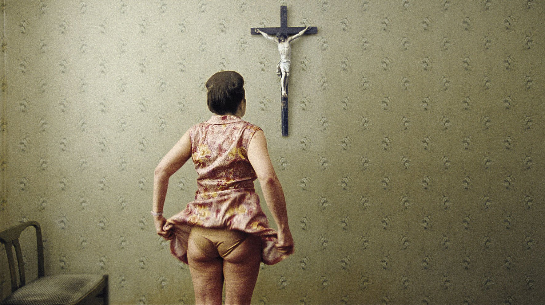 Sesso con crocifisso: aperta un'inchiesta sul film di Ulrich Seidl