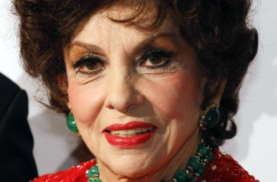 Anche Gina Lollobrigida dichiara di aver subito molestie!