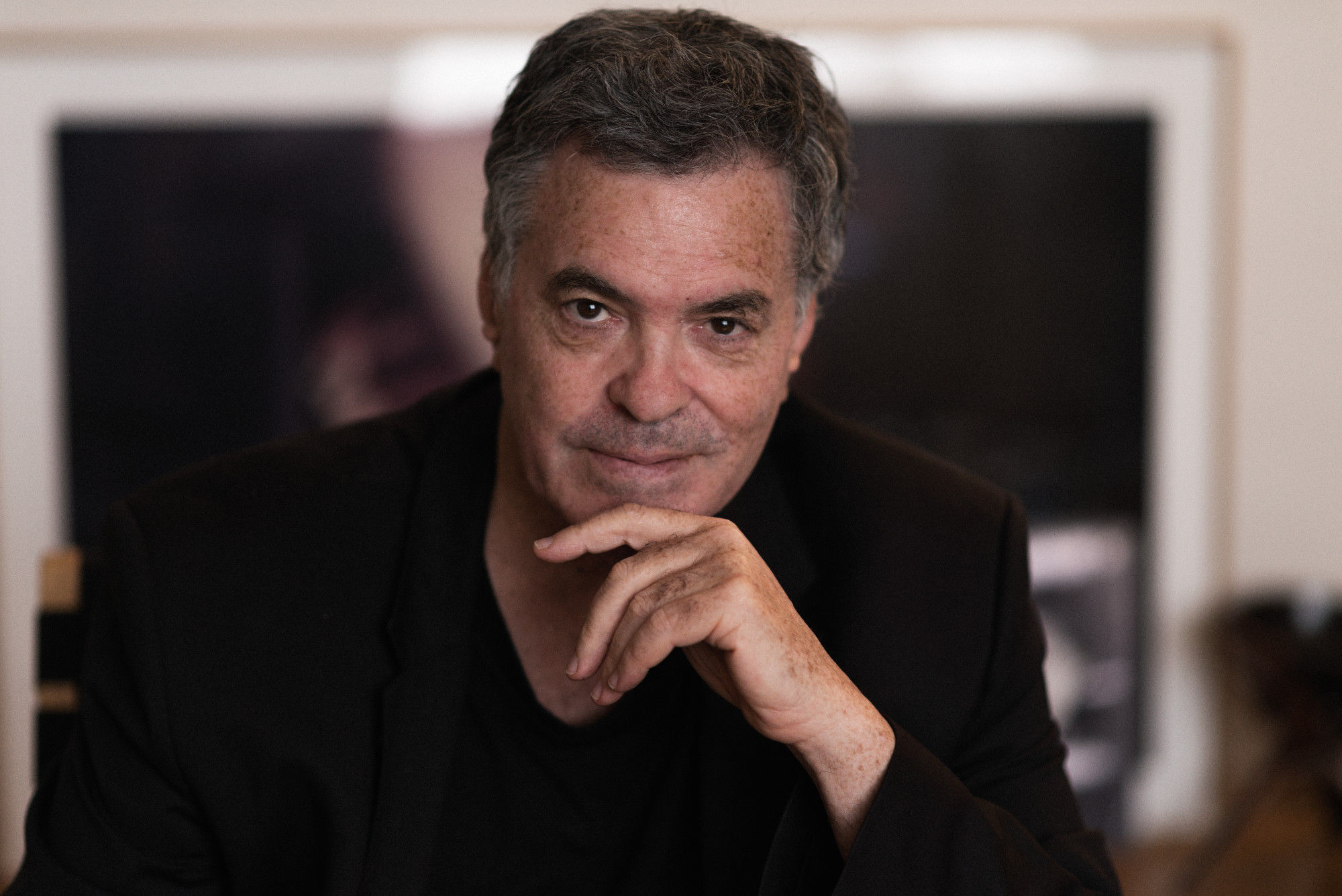 Il regista Amos Gitai a Ferrara per presentare il suo nuovo film