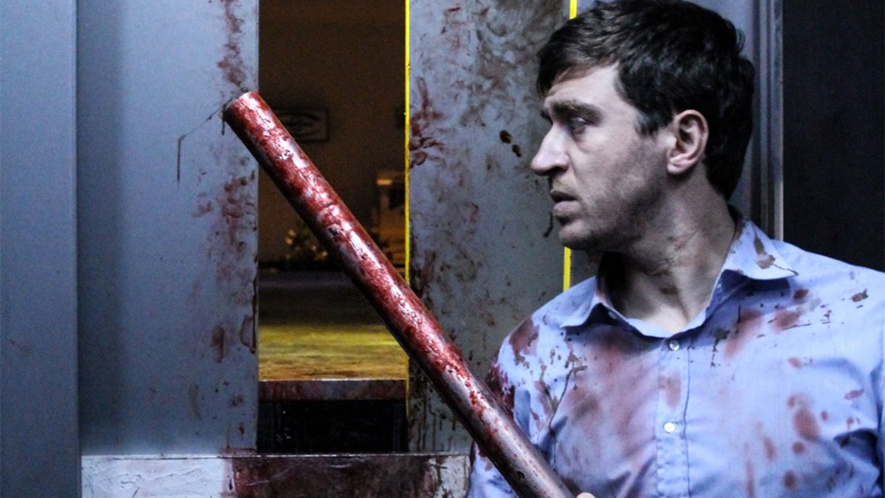 The End? - L'inferno fuori: il trailer dello zombie movie romano con Alessandro Roja