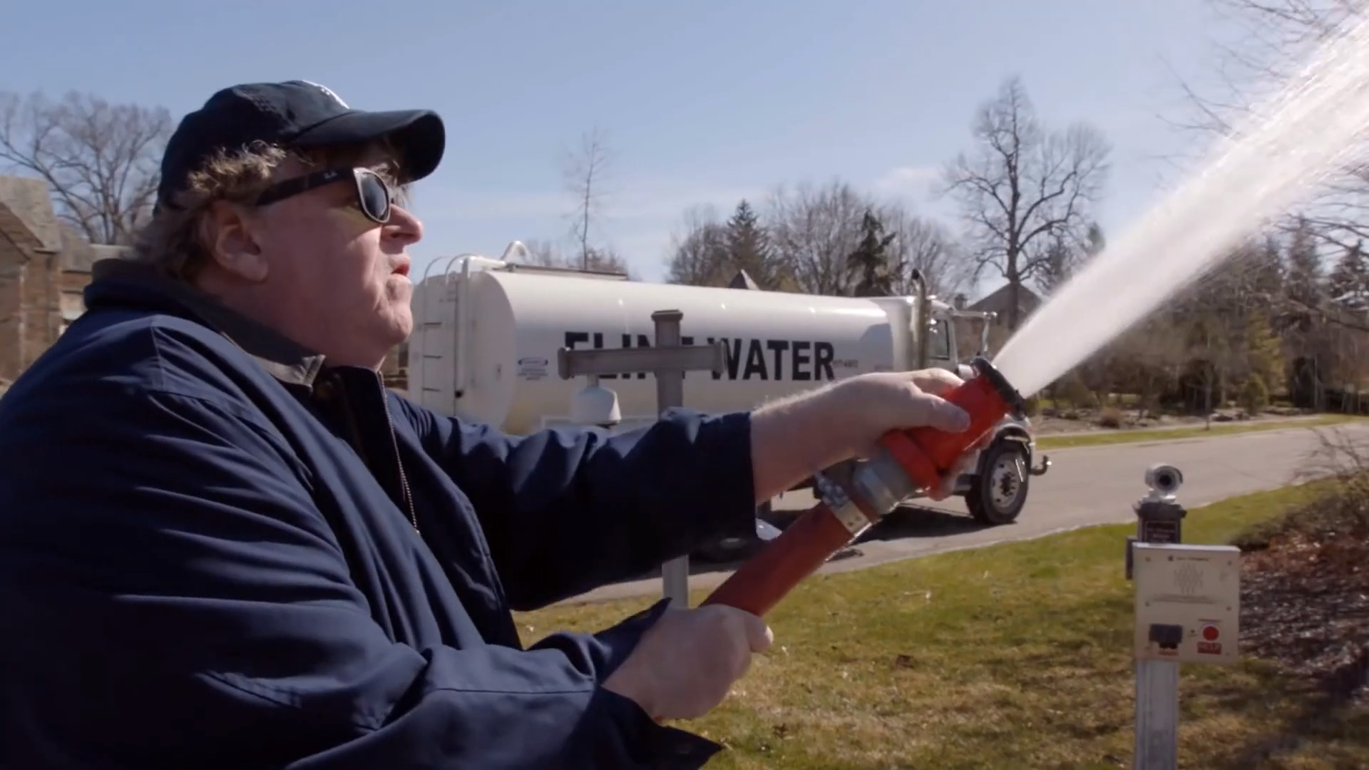Fahrenheit 11/9: il trailer del documentario di Michael Moore su Donald Trump