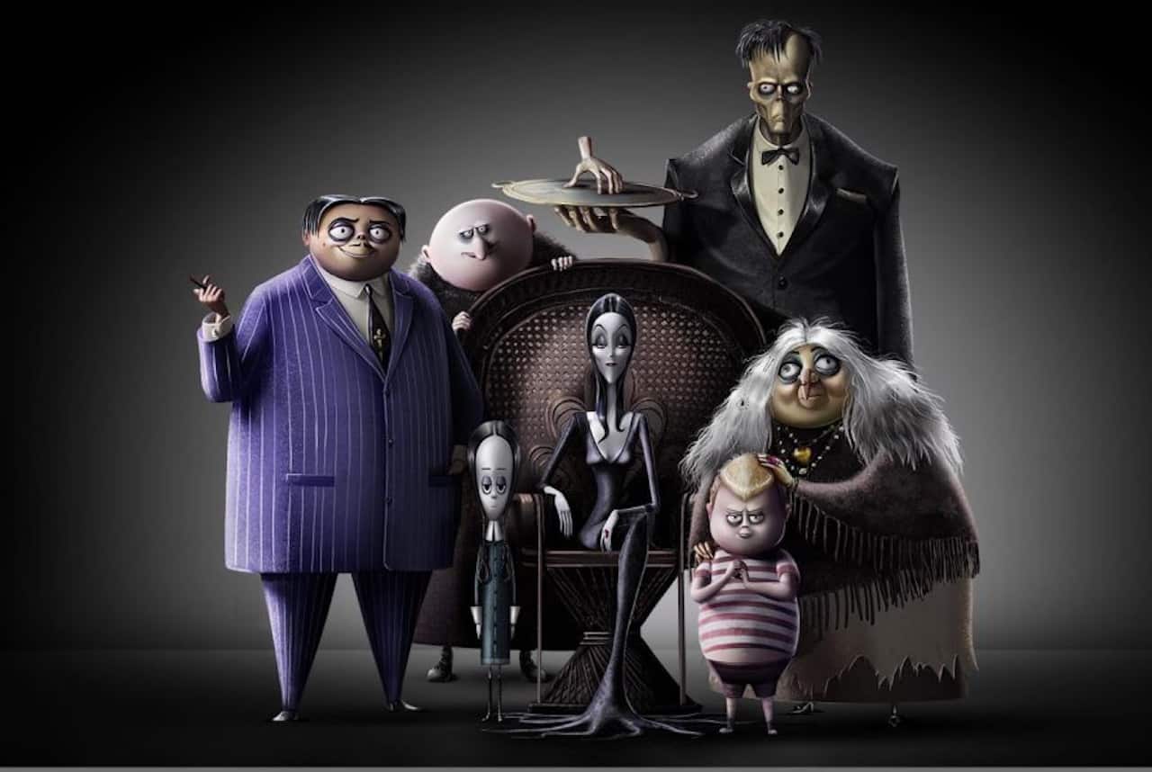La famiglia Addams: il teaser trailer del nuovo film d'animazione con le voci di Oscar Isaac e Charlize Theron