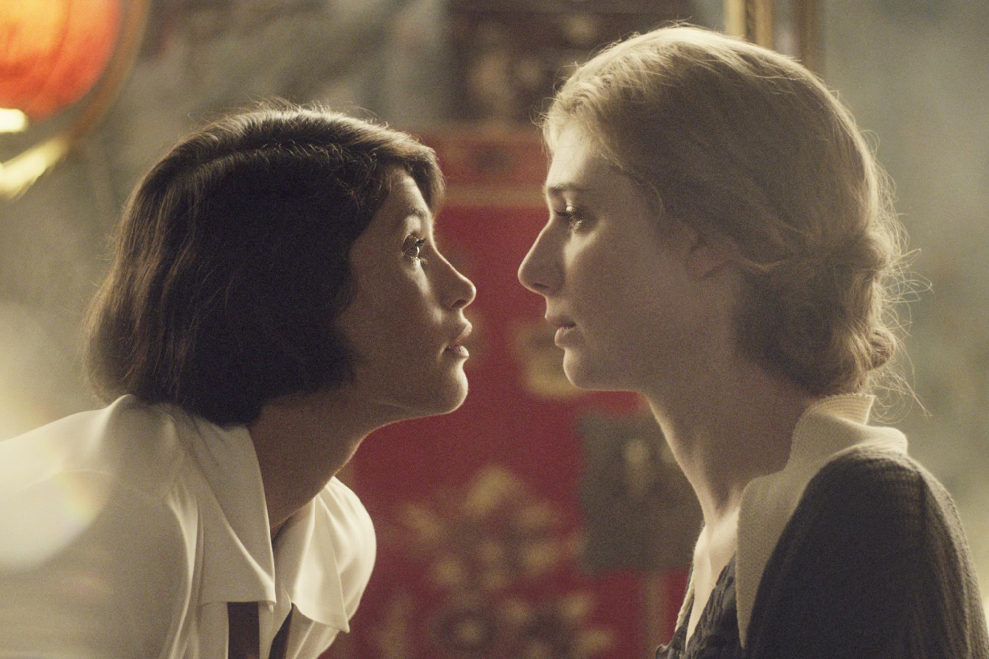 Vita & Virginia: il trailer del film con Elizabeth Debicki e Gemma Arterton sulle celebri scrittrici e amanti