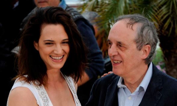 Occhiali neri di Dario Argento con la figlia Asia: le riprese al via nel 2020