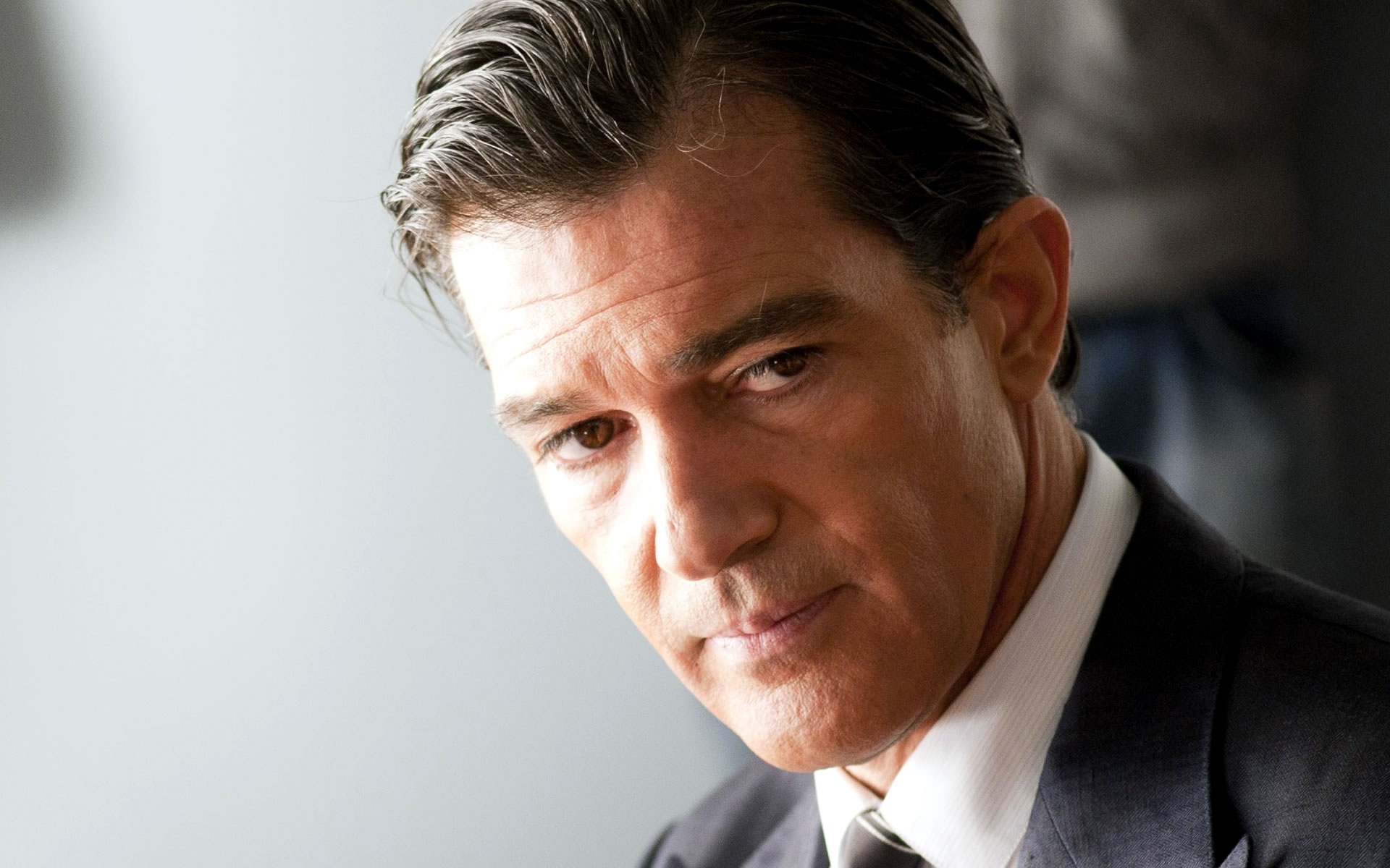 Antonio Banderas si unisce a Tom Holland e Mark Wahlberg in 