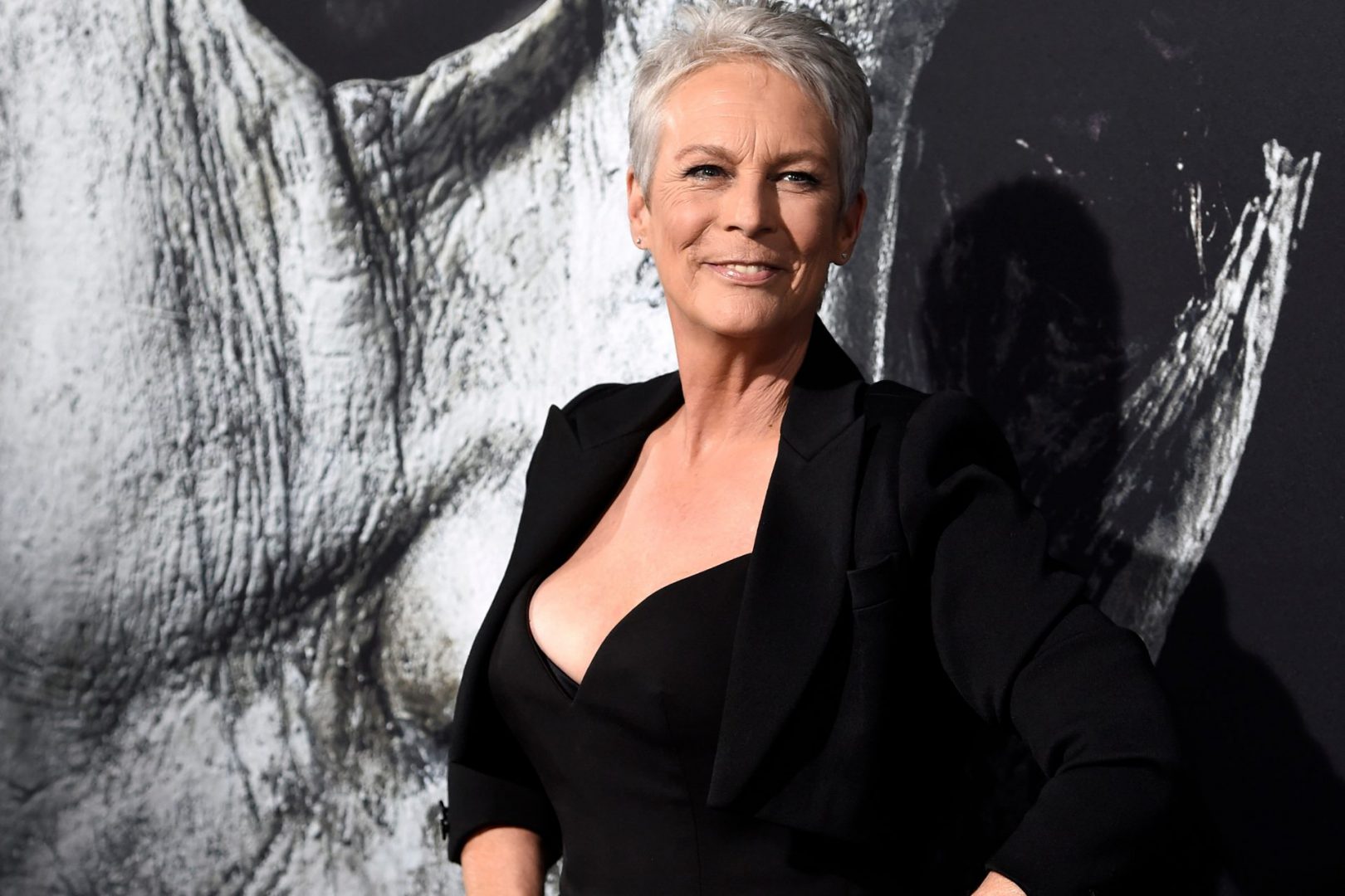 Jamie Lee Curtis esordisce alla regia con Mother Nature, horror della Blumhouse