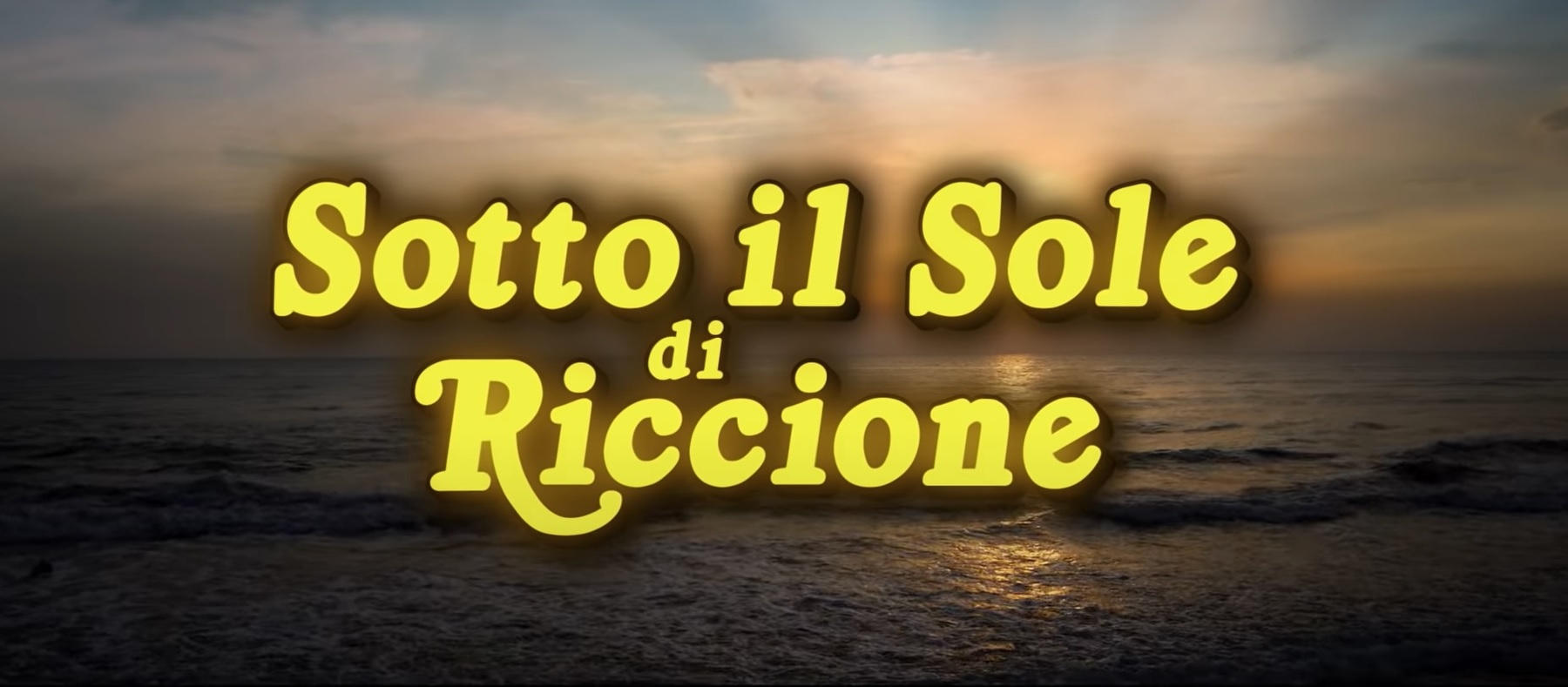 Sotto il sole di Riccione: il trailer del film Netflix scritto da Enrico Vanzina