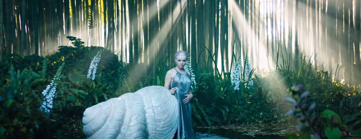 Ecco il cortometraggio di Matteo Garrone per Dior in cui prende vita il Giardino di Ninfa