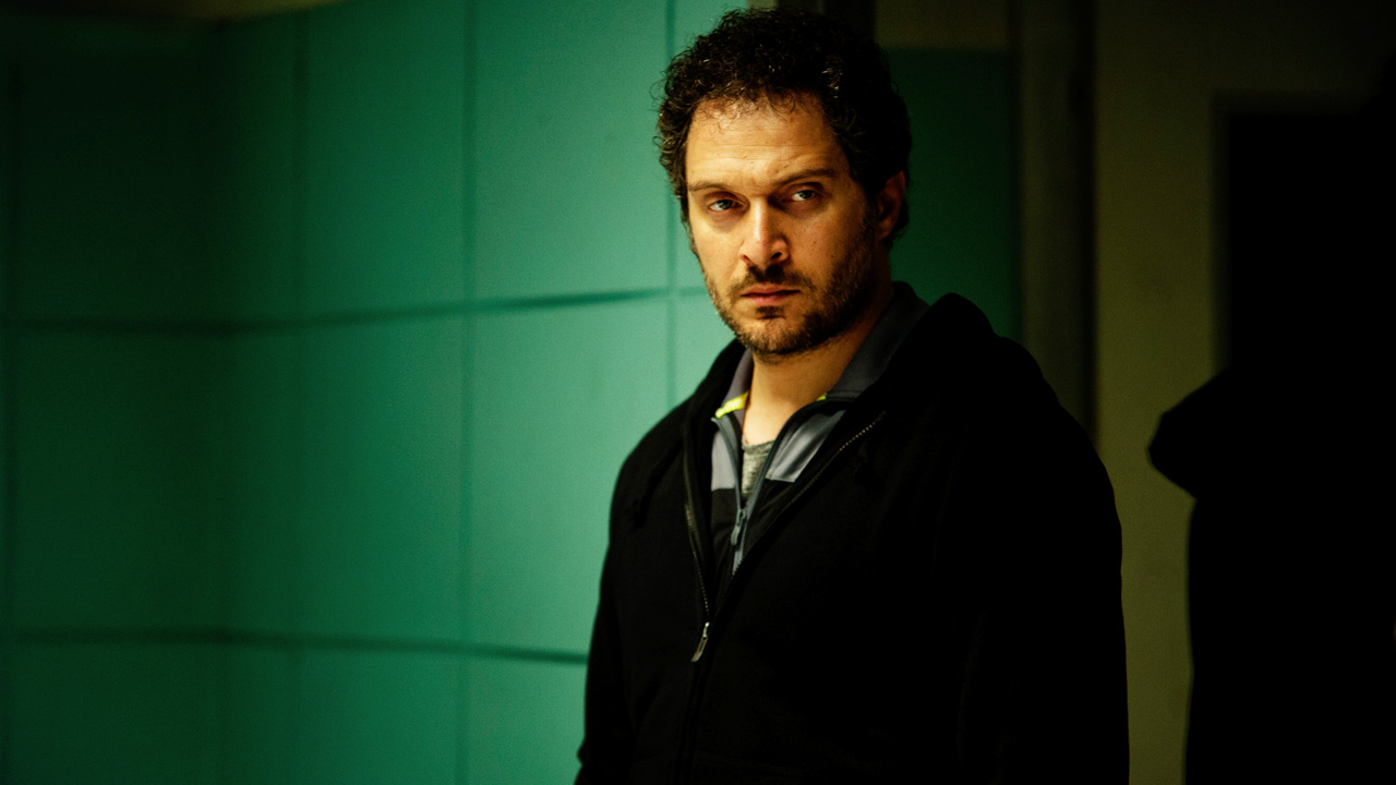 Freaks Out: Claudio Santamaria si trasforma in uomo lupo per Gabriele Mainetti