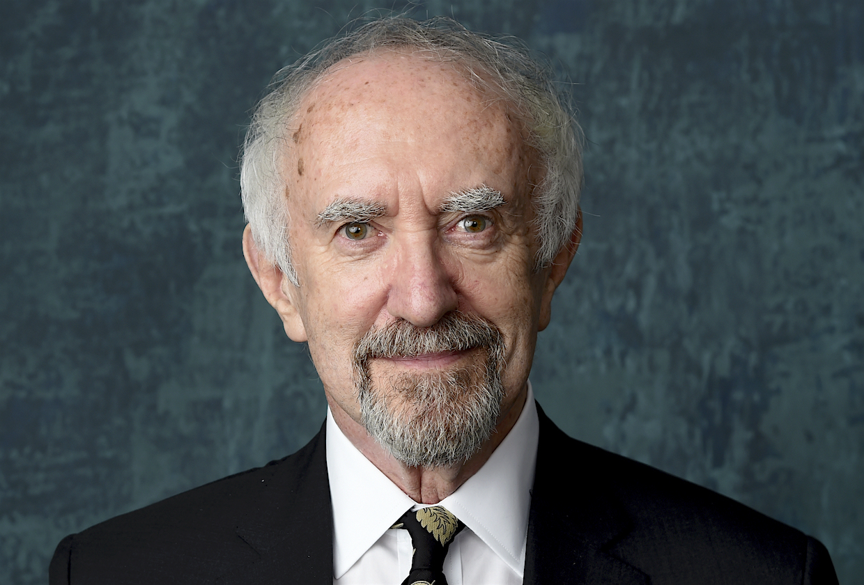 Jonathan Pryce sarà il principe Filippo nelle stagioni 5 e 6 di The Crown
