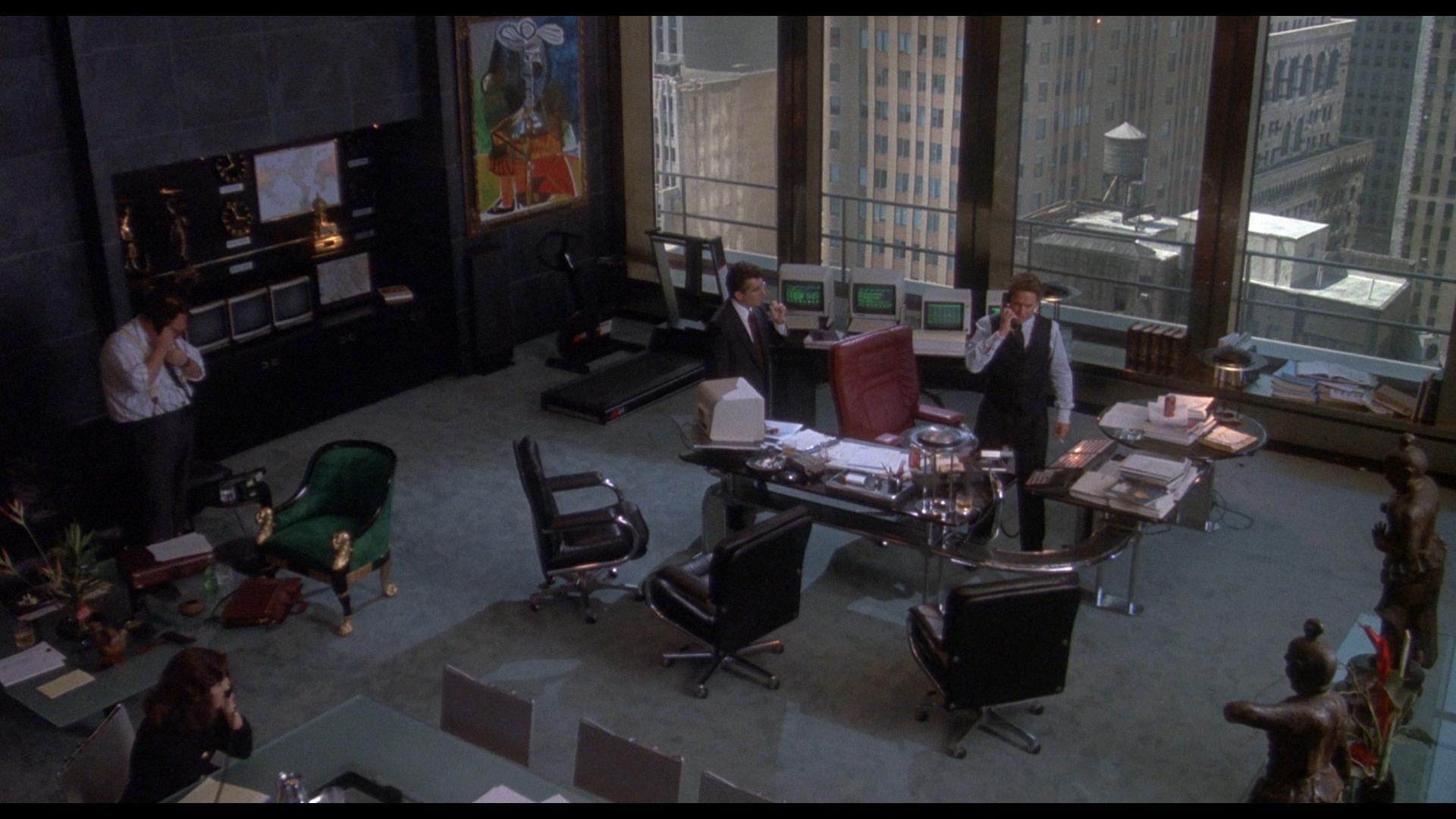 Oliver Stone presenterà Wall Street per inaugurare il TIMVISION Floating Theatre