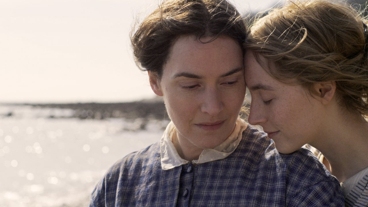Ammonite: il trailer ufficiale del film di Francis Lee con Kate Winslet e Saoirse Ronan