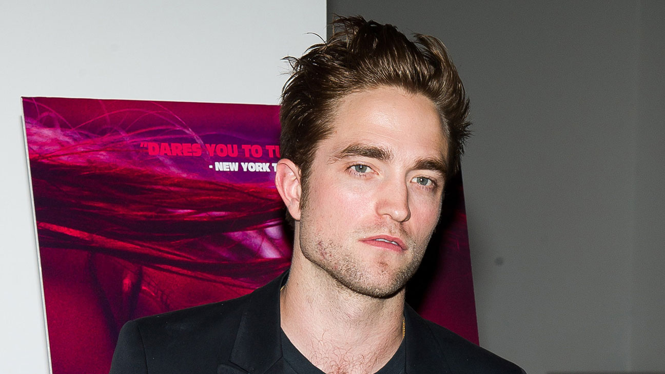 Robert Pattinson positivo al coronavirus, stop alle riprese di The Batman