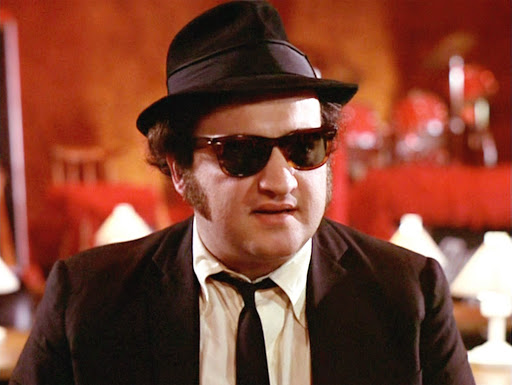 Belushi: primi dettagli e trailer del documentario sul celebre attore di The Blues Brothers (e non solo)