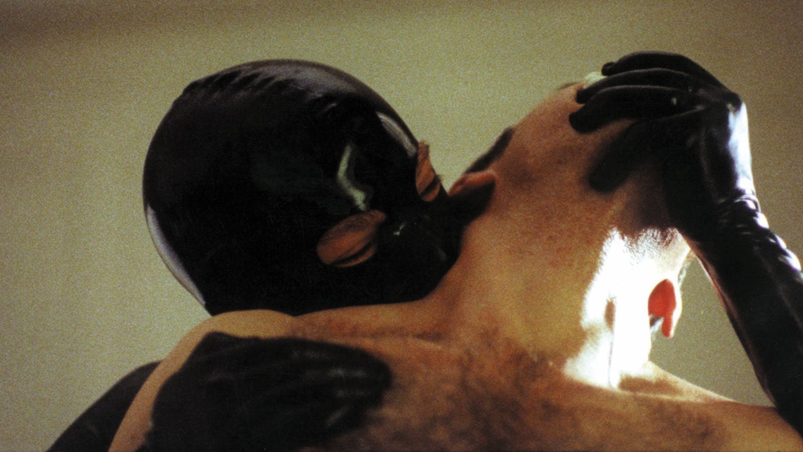 O fantasma: gli spettri del desiderio e il sexual cruising nel film di João Pedro Rodrigues disponibile su Mubi