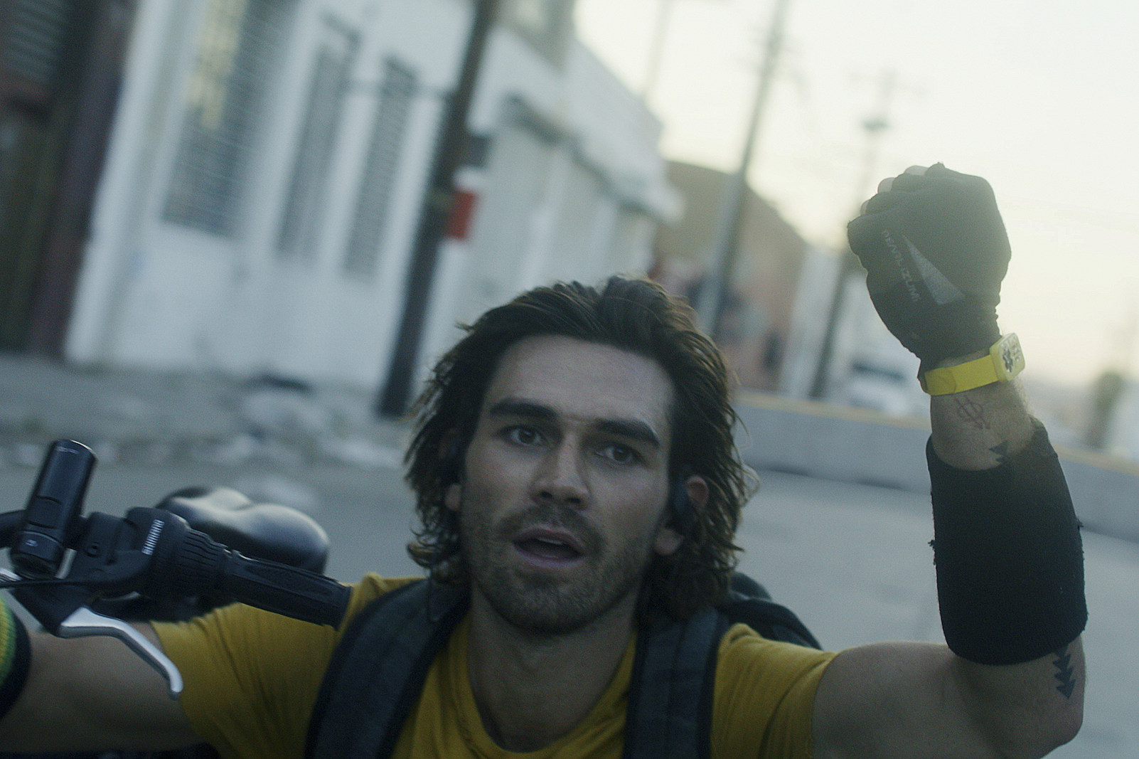 Songbird: il Covid-23 nel trailer del film prodotto da Michael Bay