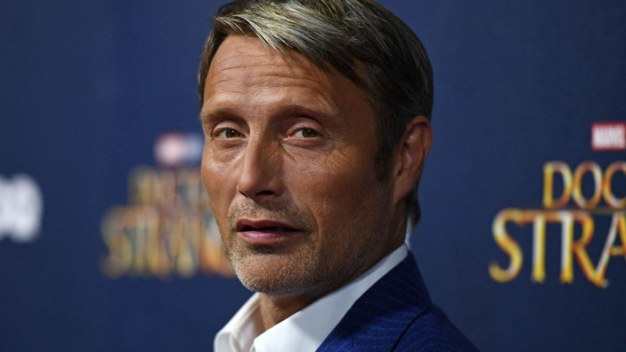 Animali Fantastici 3, Mads Mikkelsen smentisce il suo casting come Grindelwald: 
