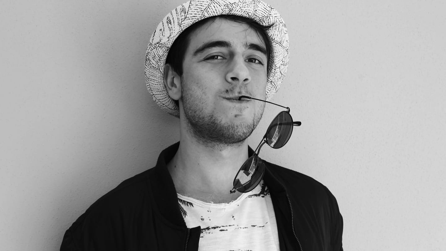 Caro agli Dei: il cortometraggio che ricorda il poeta Gabriele Galloni, in concorso a #IoLeggoPerchè