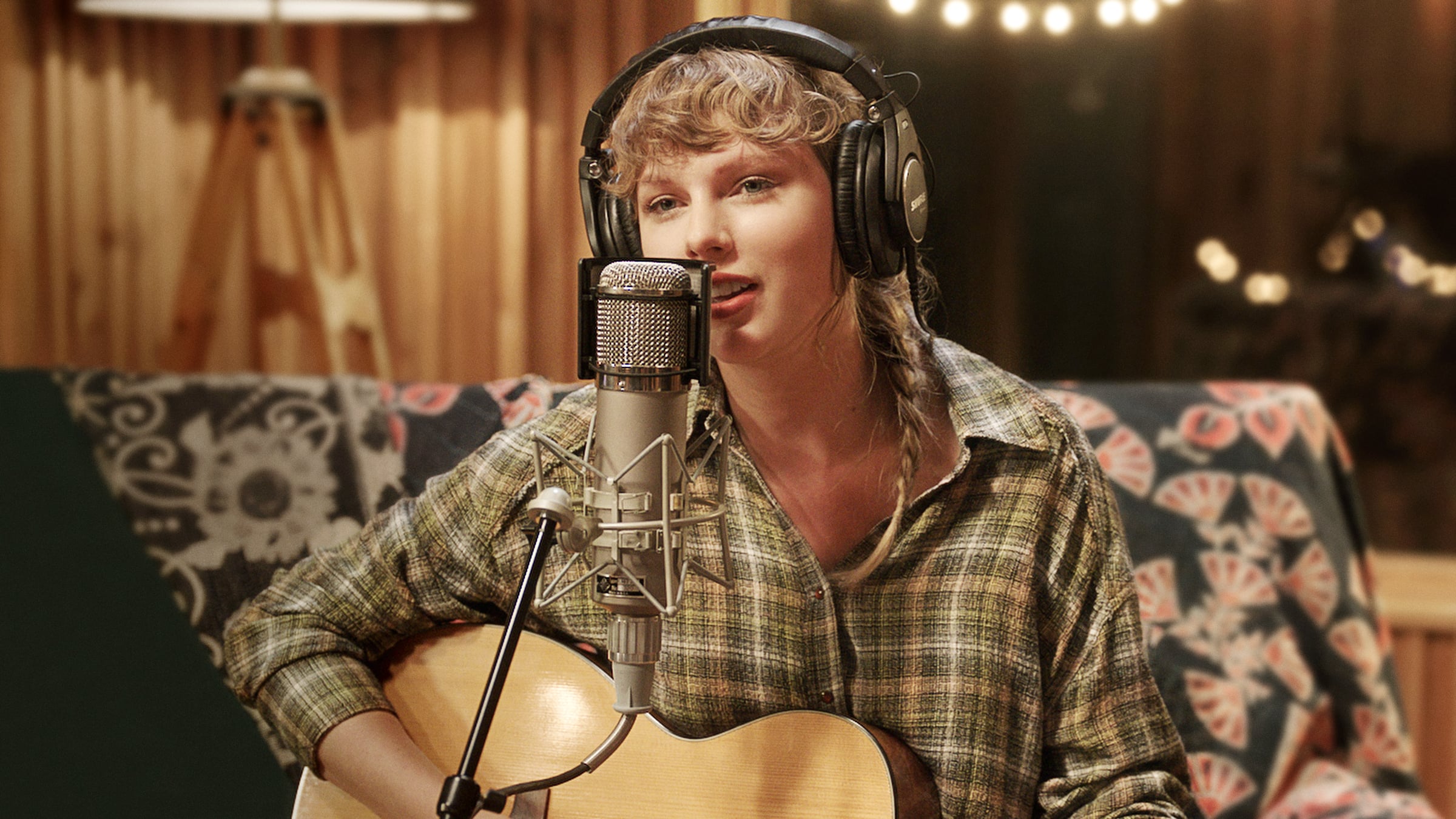 folklore: the long pond studio sessions di Taylor Swift debutta in esclusiva su Disney+