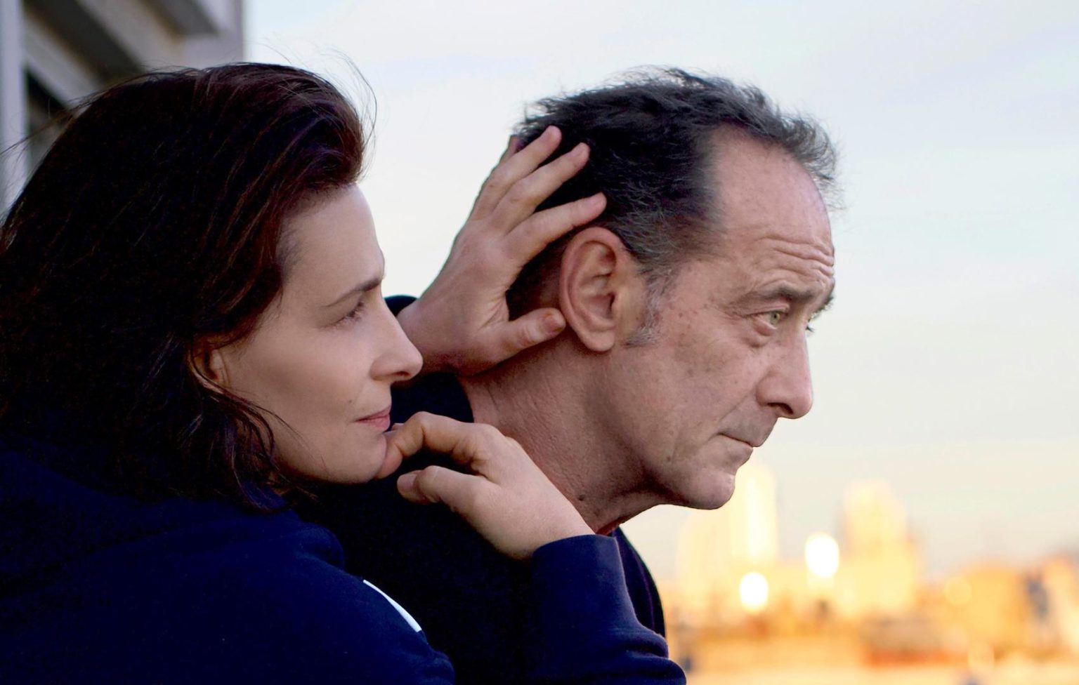 Fire: la prima immagine del nuovo film di Claire Denis con Juliette Binoche e Vincent Lindon