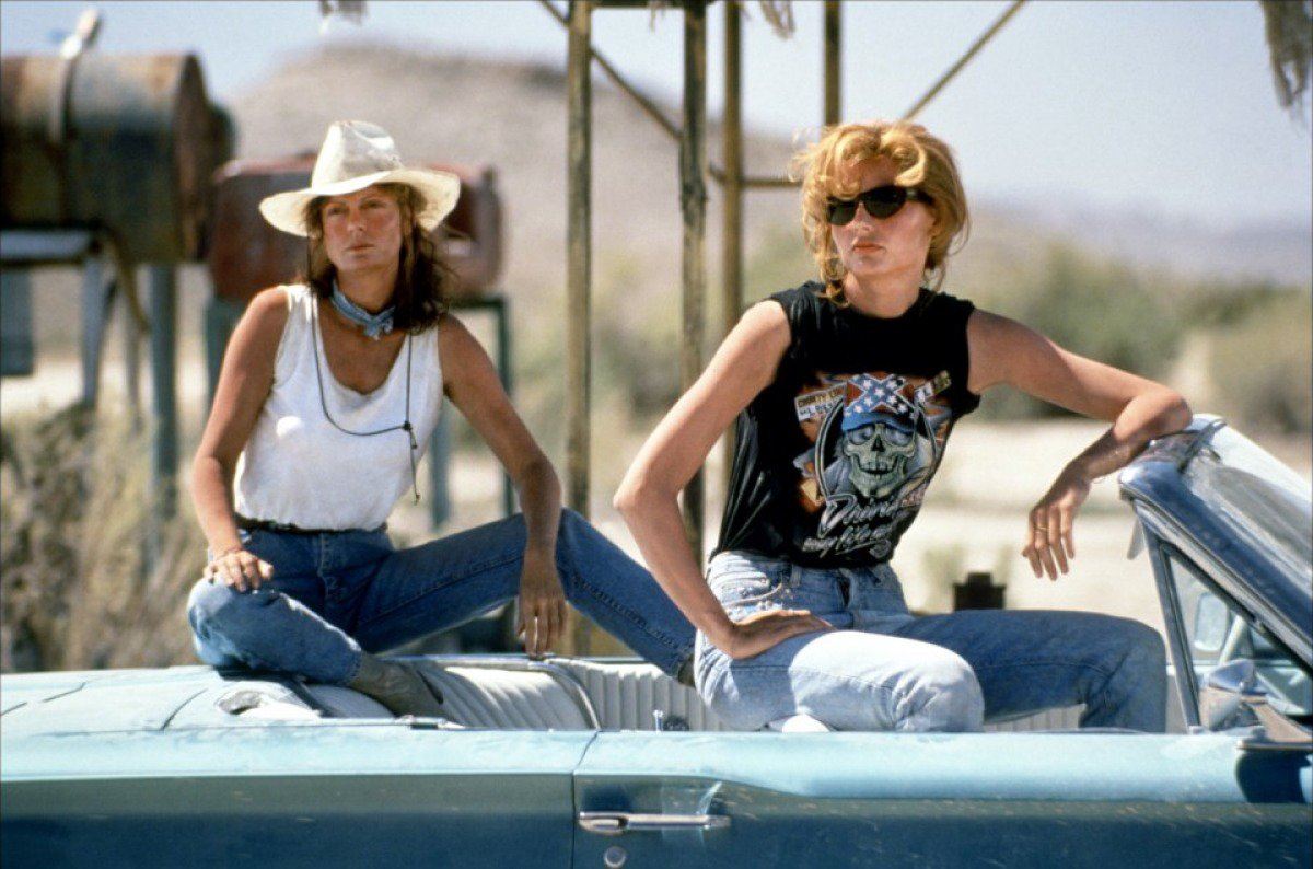 Thelma & Louise: 30 anni di fuga da una società retrograda che ancora non siamo riusciti a seminare