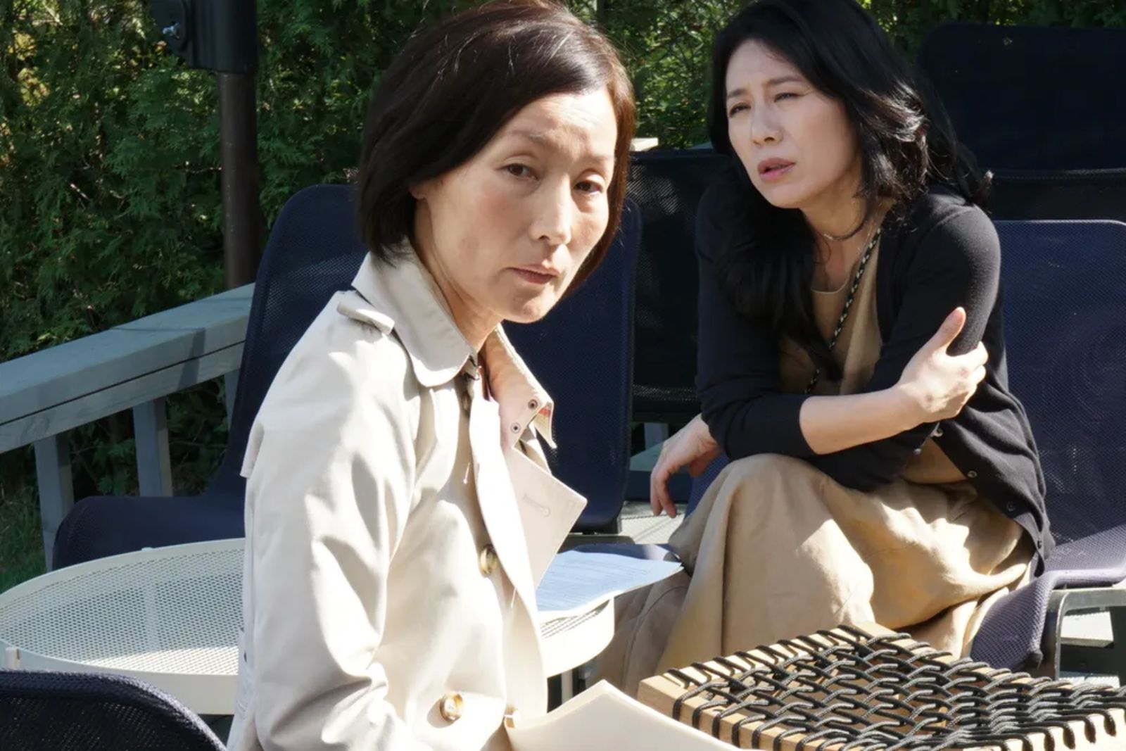 Le prime immagini di In Front of Your Face, il nuovo film di Hong Sang-soo presentato a Cannes