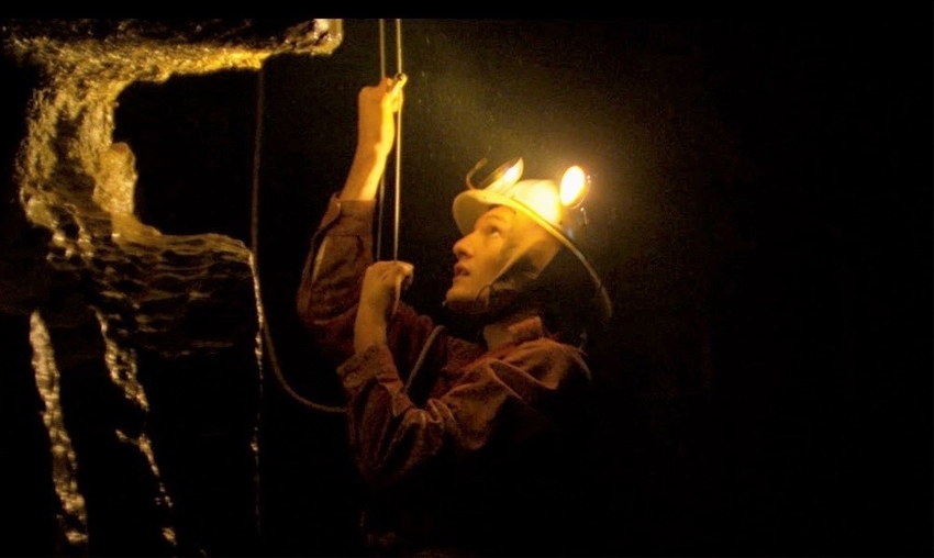 Il buco di Michelangelo Frammartino: l'impresa di un gruppo di speleologi in Concorso a Venezia 78