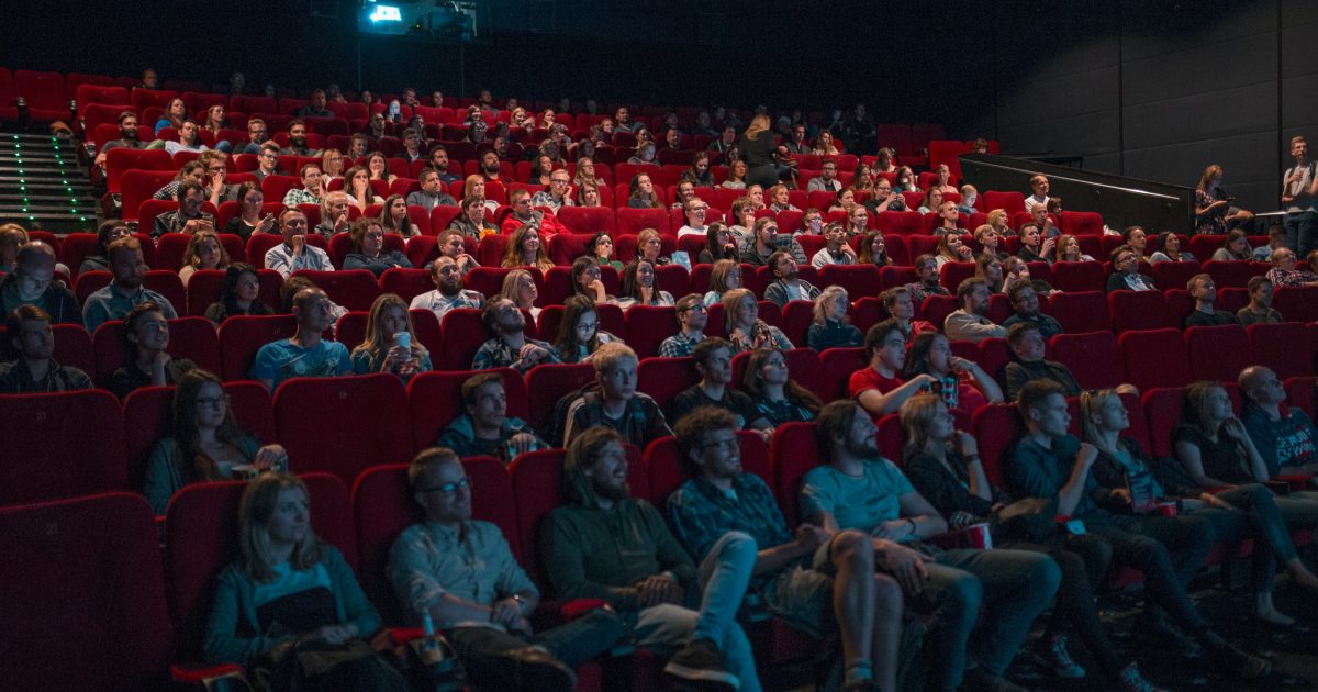 Teatri e cinema con capienza all’80%, c’è il via libera del CTS