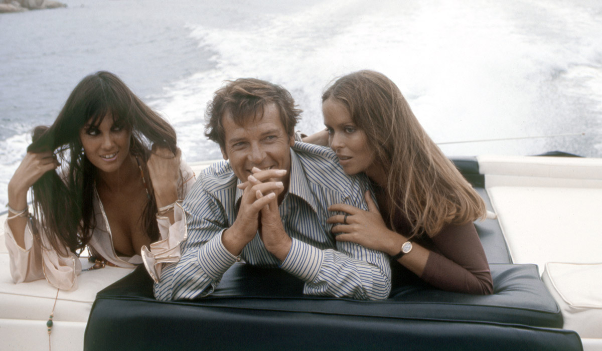 Roger Moore: il James Bond ironico e charmant per 7 volte 007