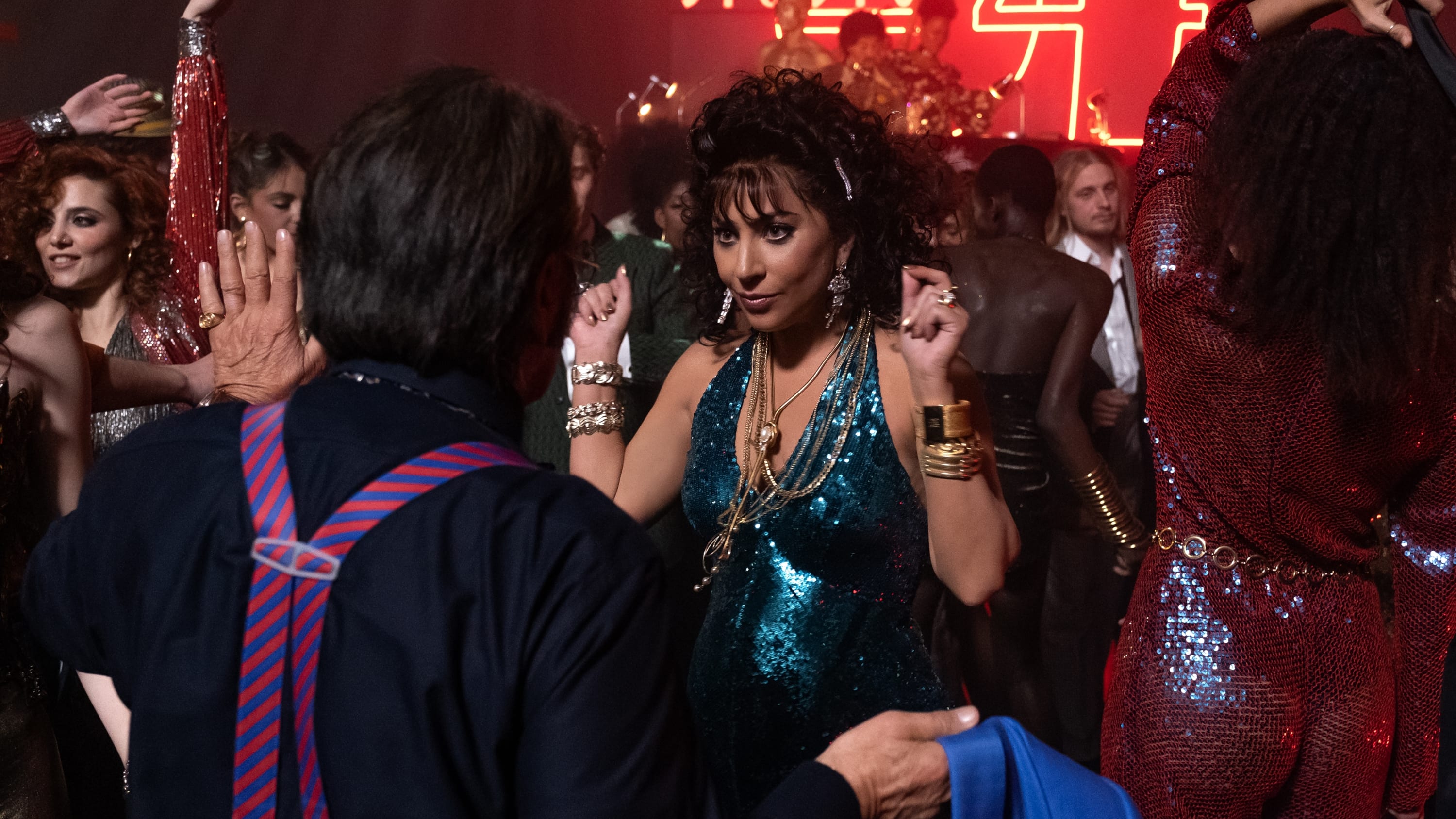 Tom Ford e la sua reazione contrastata ad House of Gucci: «Spesso ridevo ad alta voce, ma dovevo farlo?»