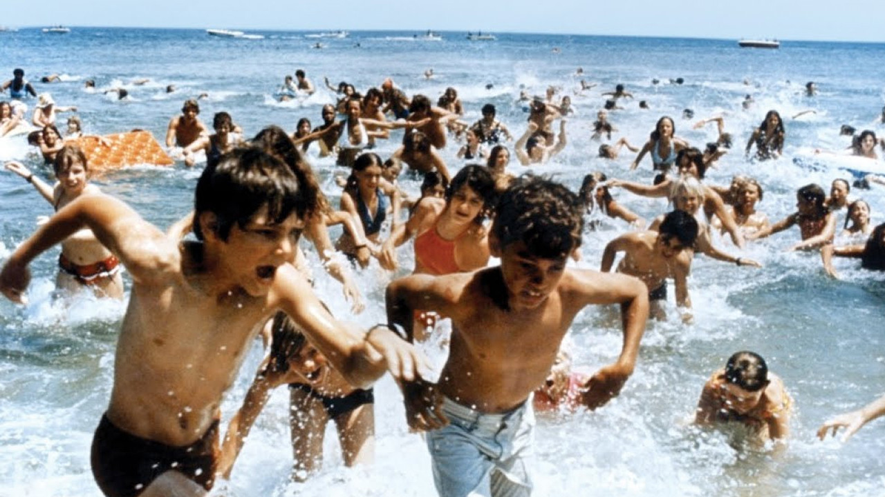 10 film sotto l'ombrellone: da Vanzina a Spielberg, una classifica dei cult estivi dal nostro dizionario