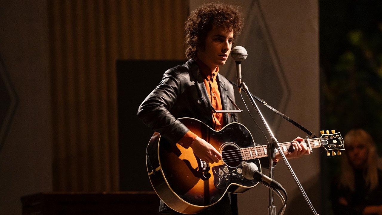 A Complete Unknown: il giovane Bob Dylan e l’arte di riscrivere se stessi