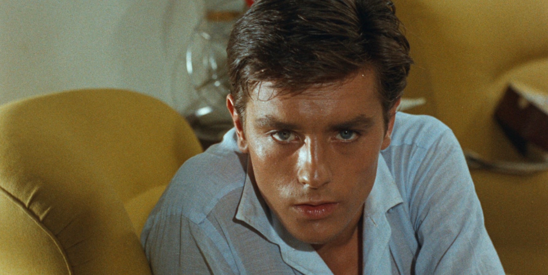 Alain Delon, il bello e dannato del cinema europeo