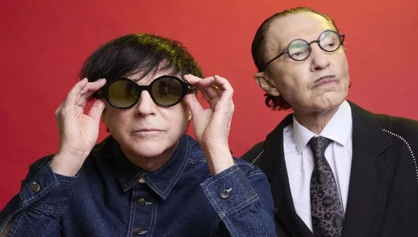 MAD! Tour 2025: gli Sparks in concerto al TAM Teatro Arcimboldi di Milano l’8 luglio 2025