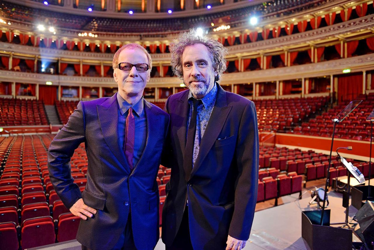 Il mondo di Tim Burton prende vita l’1 luglio a Roma con Danny Elfman: l’iconico compositore torna in Italia accompagnato dall'Orchestra Roma Sinfonietta